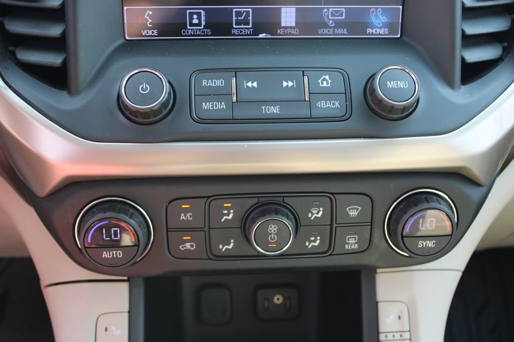 Certified 2018 GMC Acadia Denali w/ Technology Package AWD/4WD image 21