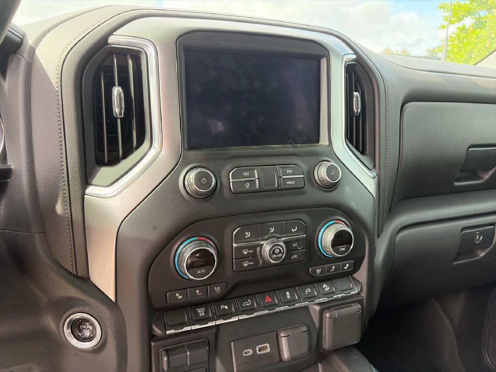 Used 2020 Chevrolet Silverado 2500 LTZ w/ LTZ Plus Package AWD/4WD image 15