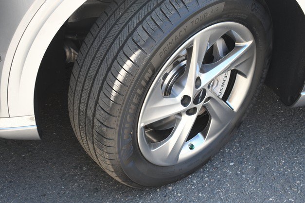 Used 2026 Genesis GV70 2.5T Advanced AWD/4WD image 11