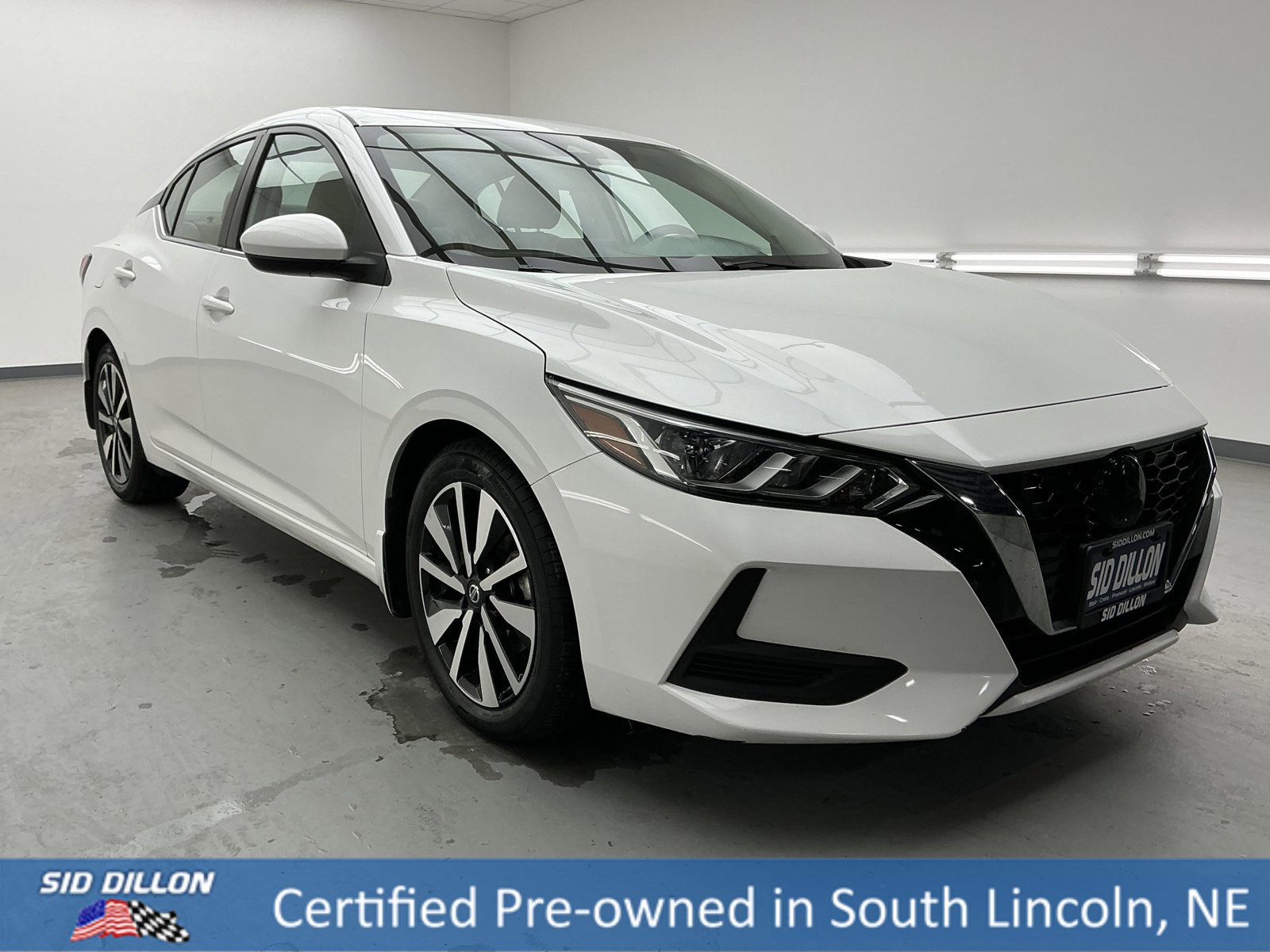 Used 2022 Nissan Sentra SV w/ SV Premium Package image 3