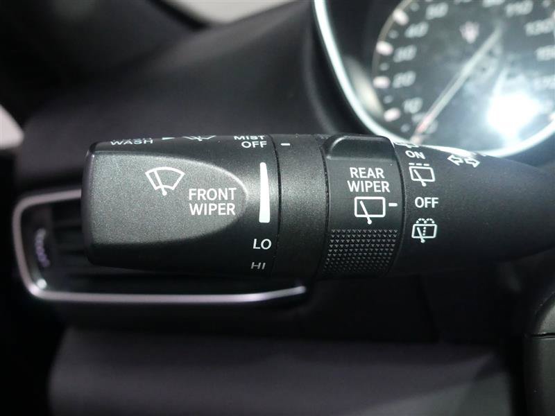 Used 2019 Maserati Levante AWD/4WD image 33