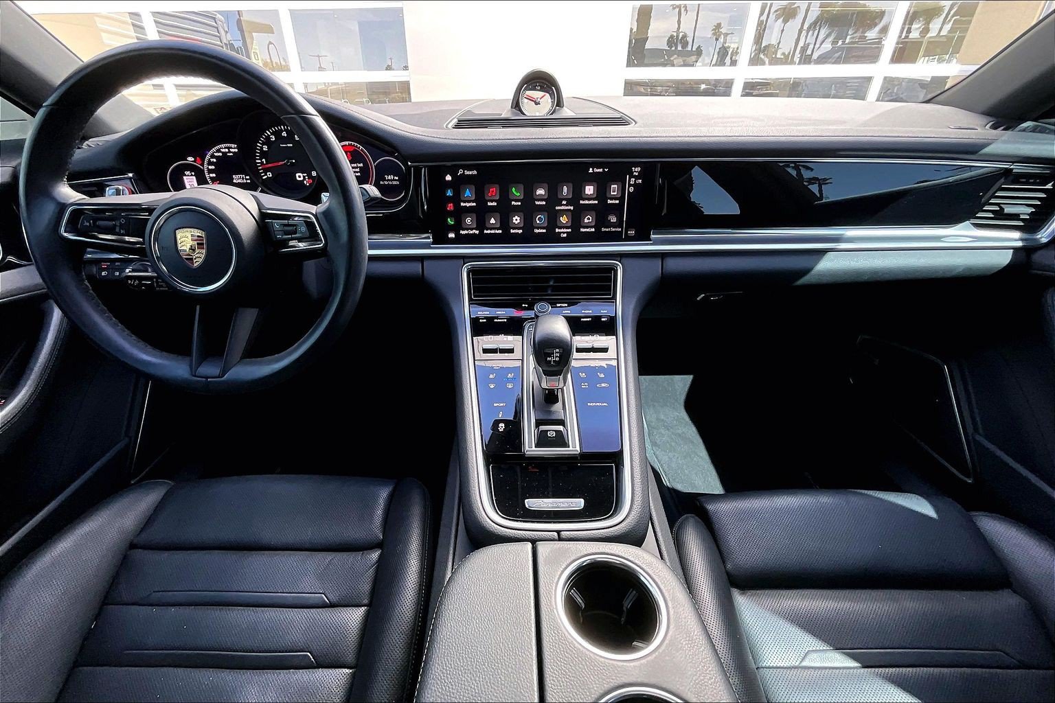 Used 2023 Porsche Panamera image 15