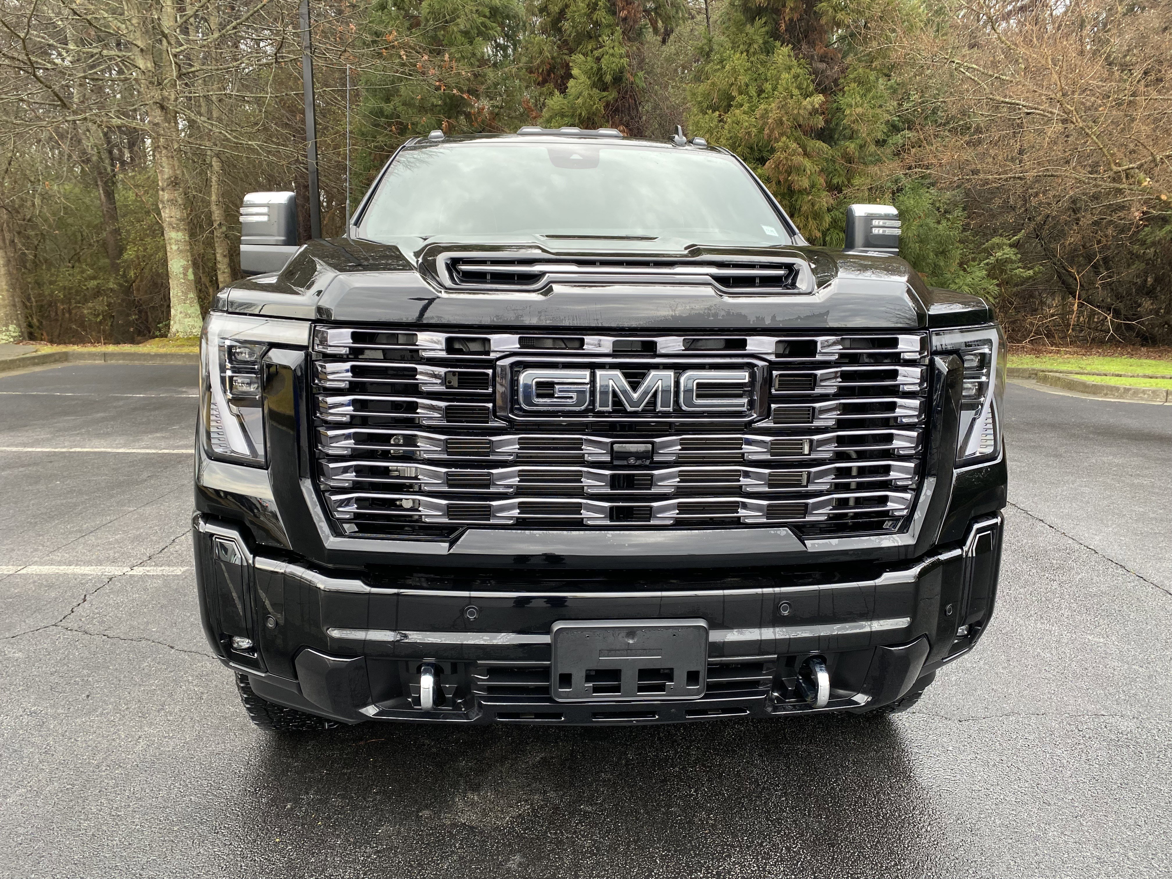 Used 2025 GMC Sierra 2500 Denali Ultimate w/ Snow Plow Prep/Camper Package image 3