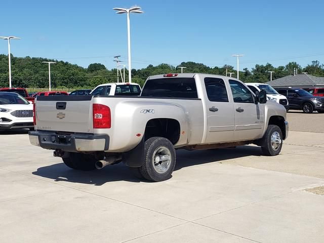 Used 2008 Chevrolet Silverado 3500 LT AWD/4WD image 4