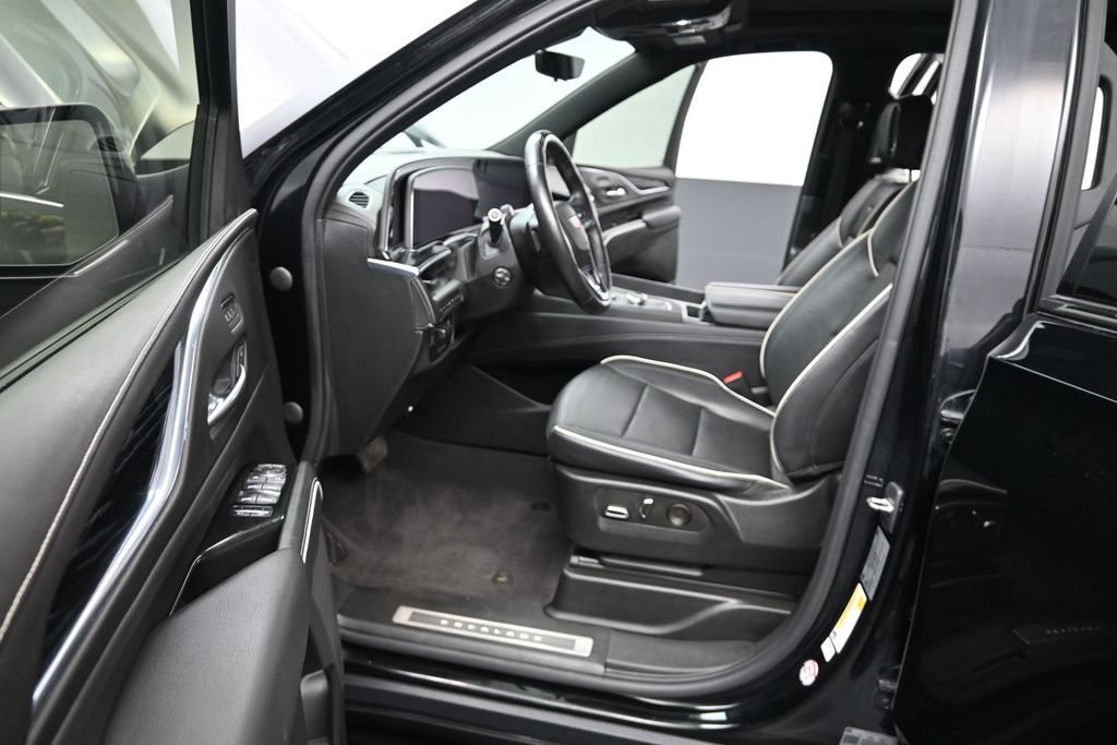 Certified 2022 Cadillac Escalade Sport w/ Touring Package AWD/4WD image 14