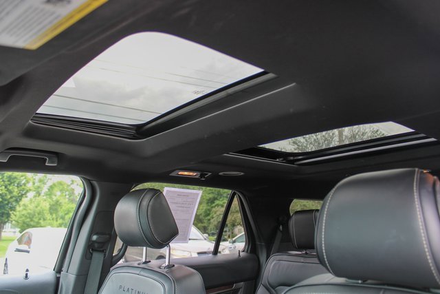 Used 2017 Ford Explorer Platinum image 14