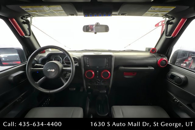 Used 2008 Jeep Wrangler Unlimited Rubicon w/ Dual Top Group AWD/4WD image 9