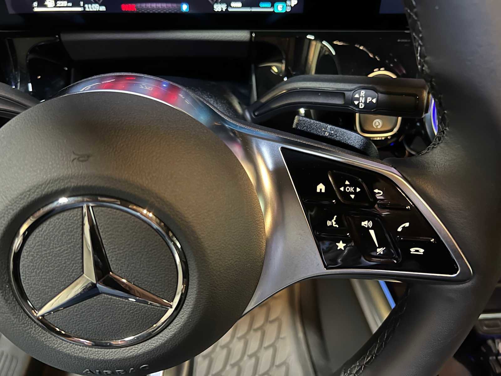 Used 2025 Mercedes-Benz GLA 250 4MATIC image 29