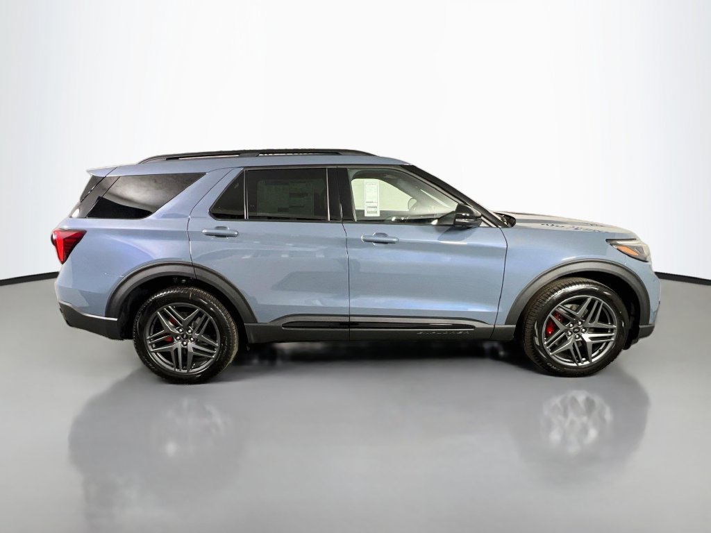 New 2026 Ford Explorer ST-Line w/ ST-Line Street Pack AWD/4WD image 19