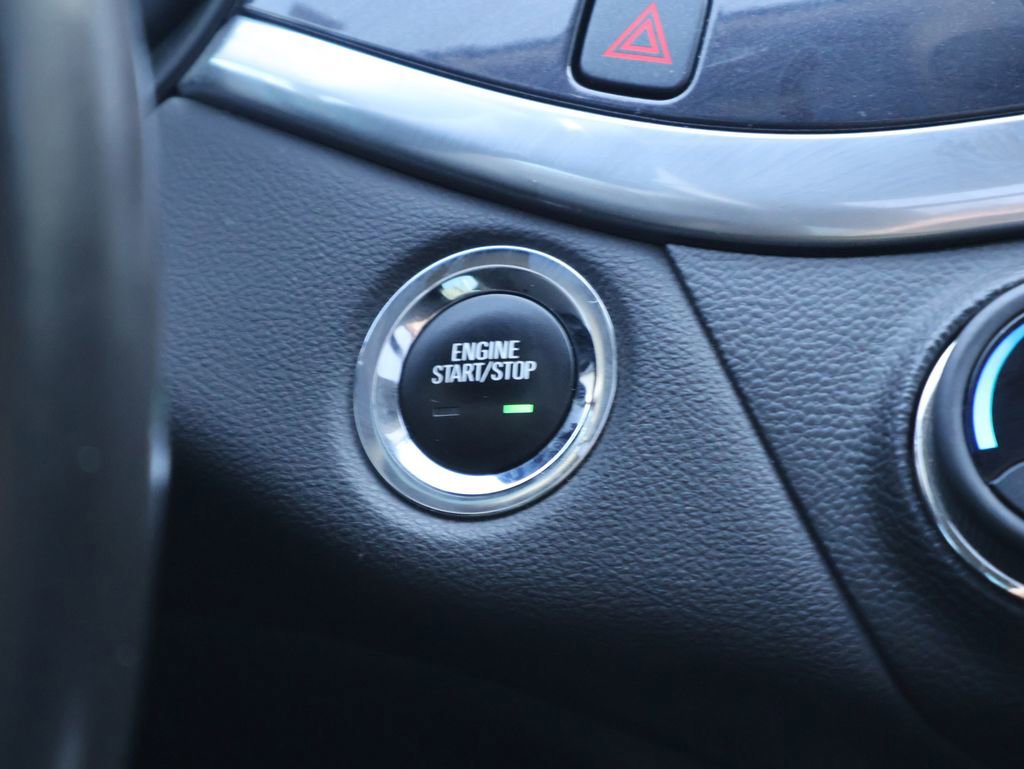 Used 2019 Chevrolet Impala LT image 35