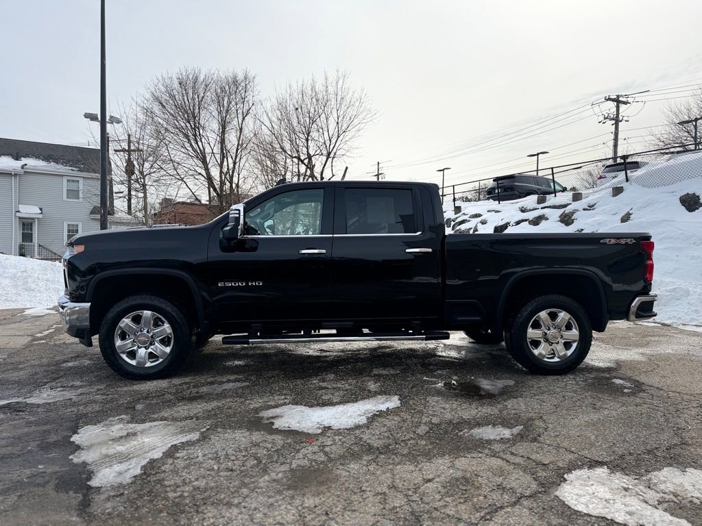 Used 2023 Chevrolet Silverado 2500 LTZ w/ LTZ Convenience Package image 3