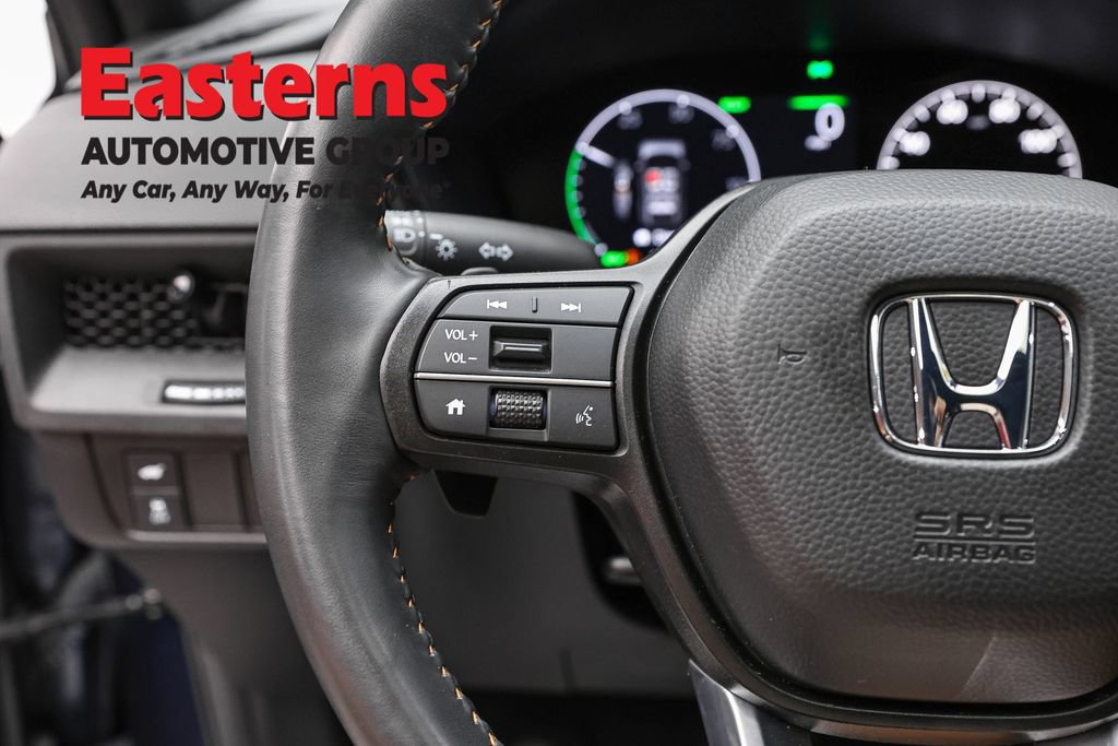 Used 2025 Honda CR-V Sport-L image 16