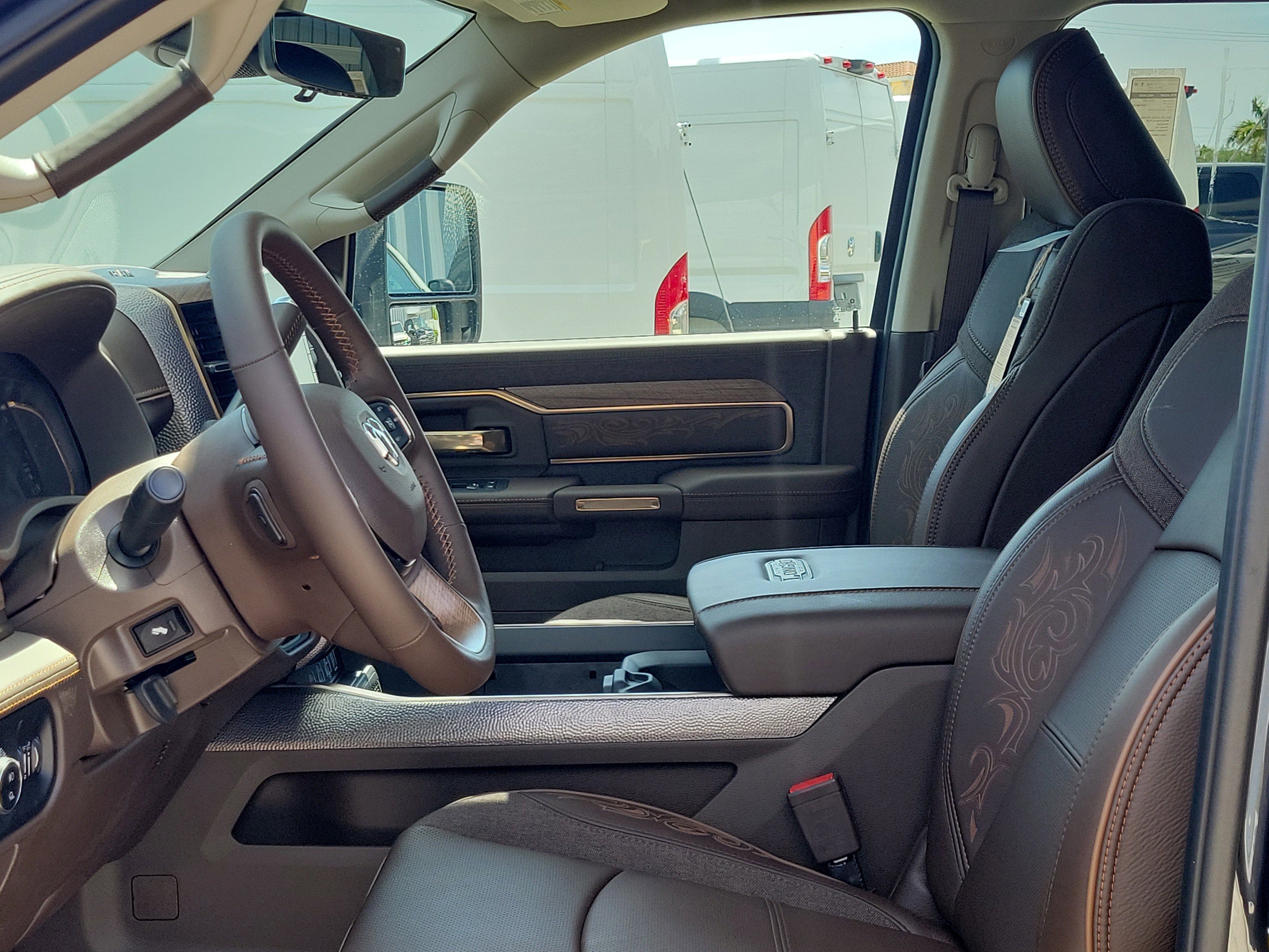 New 2026 RAM 2500 Limited AWD/4WD image 18