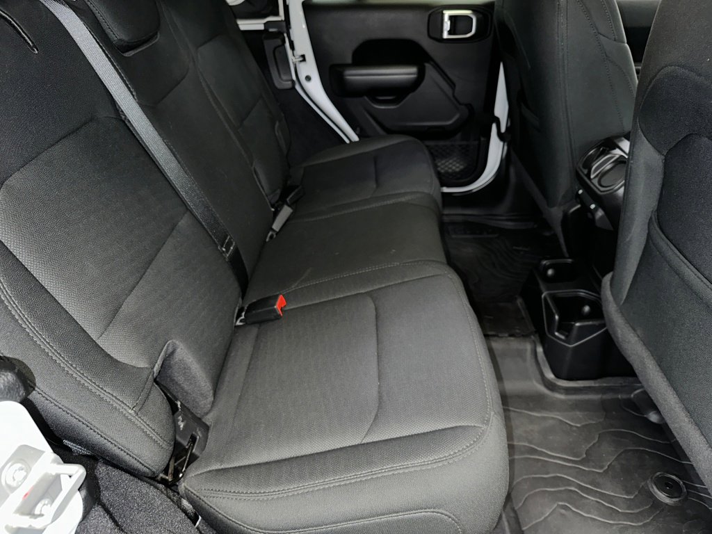 Used 2020 Jeep Wrangler Unlimited Sport image 23