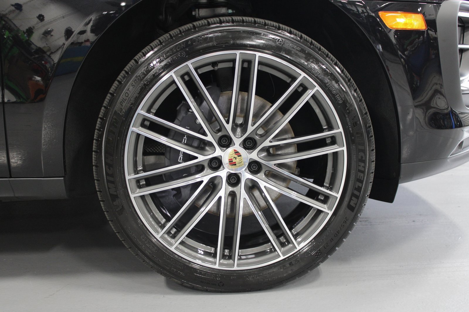 New 2026 Porsche Macan image 14