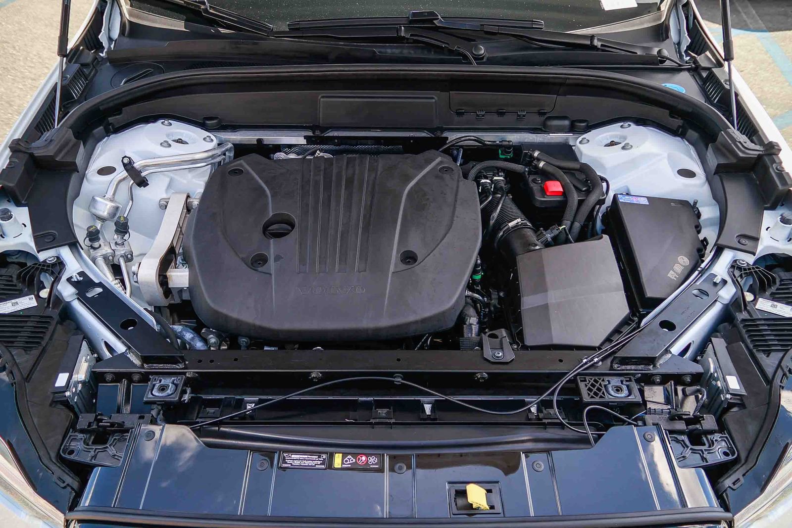 Used 2026 Volvo XC60 B5 Plus w/ Protection Package Premier image 31