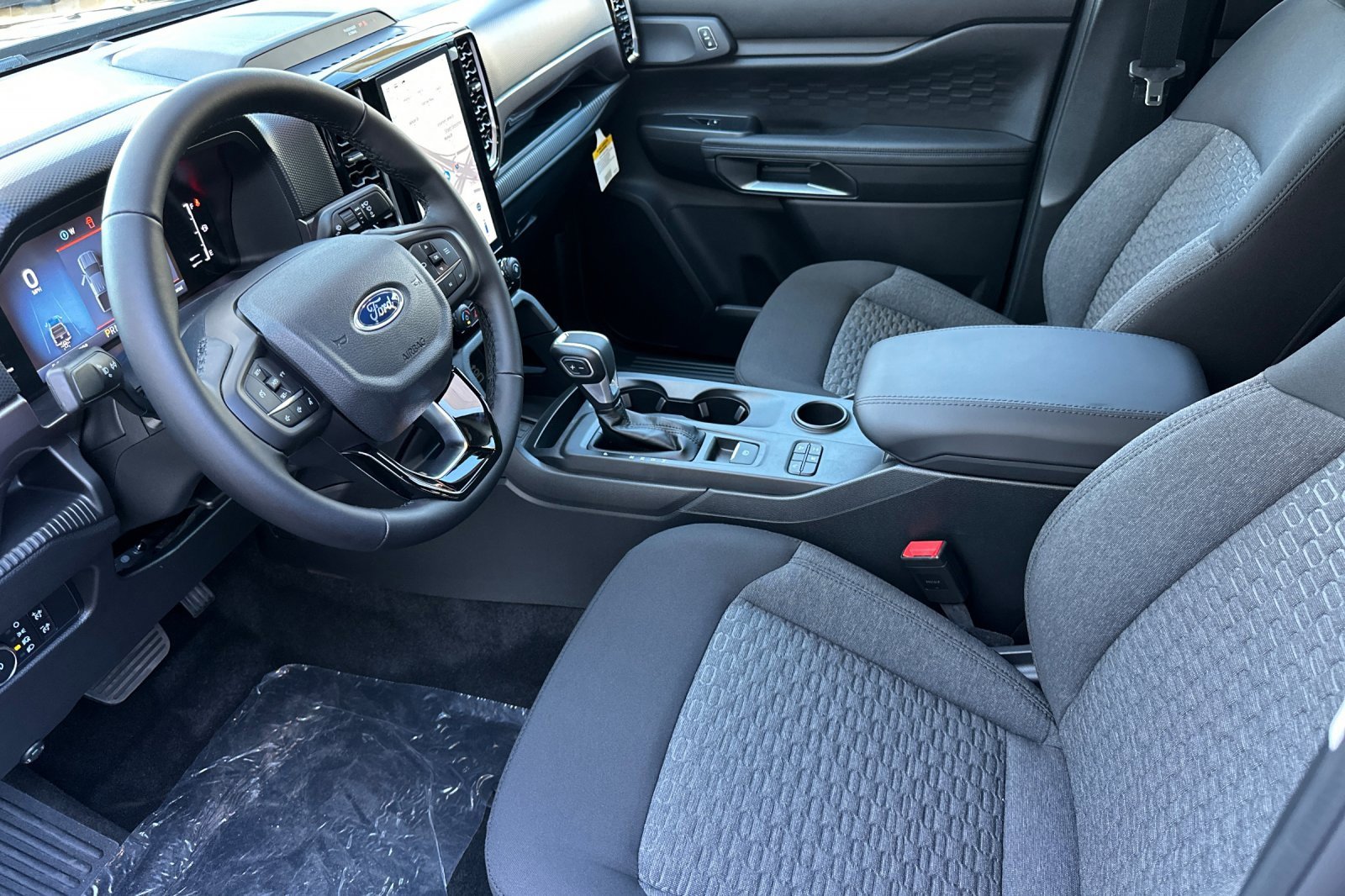 New 2025 Ford Ranger XLT w/ Black Appearance Package image 9