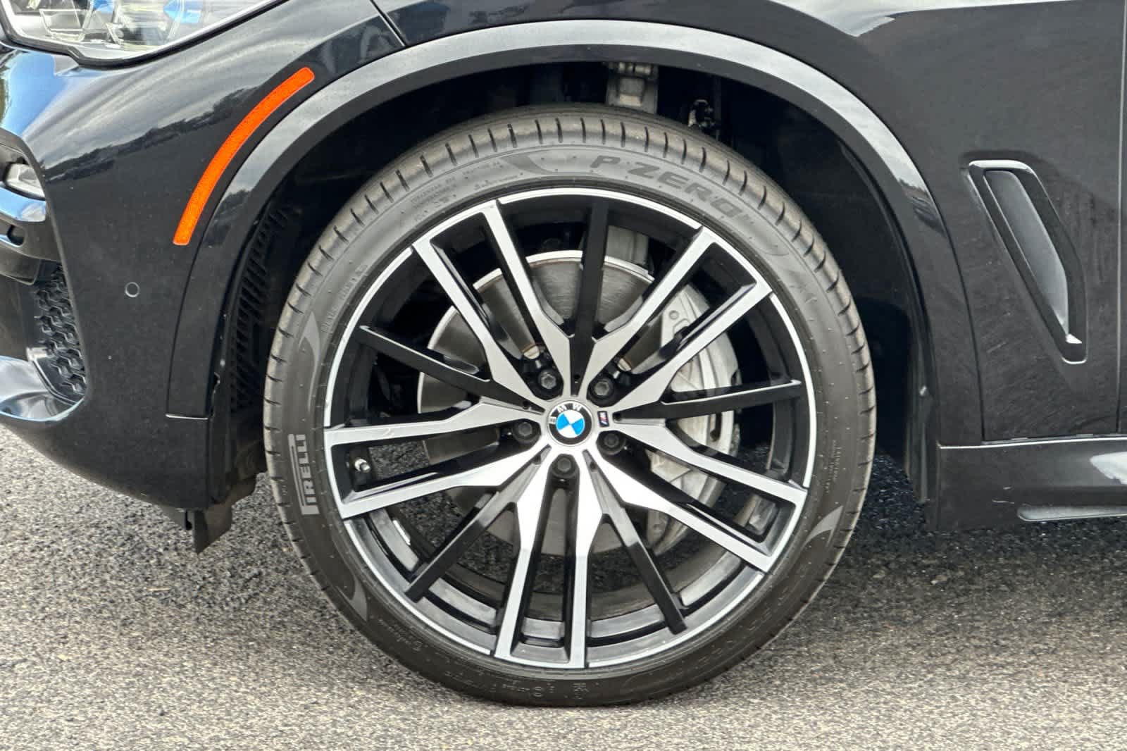 Used 2019 BMW X5 xDrive50i w/ M Sport Package AWD/4WD image 33