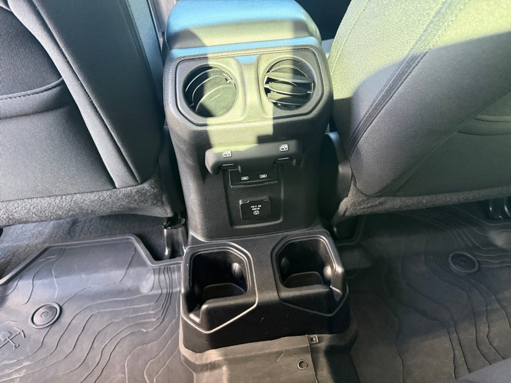 Used 2021 Jeep Gladiator Sport AWD/4WD image 29