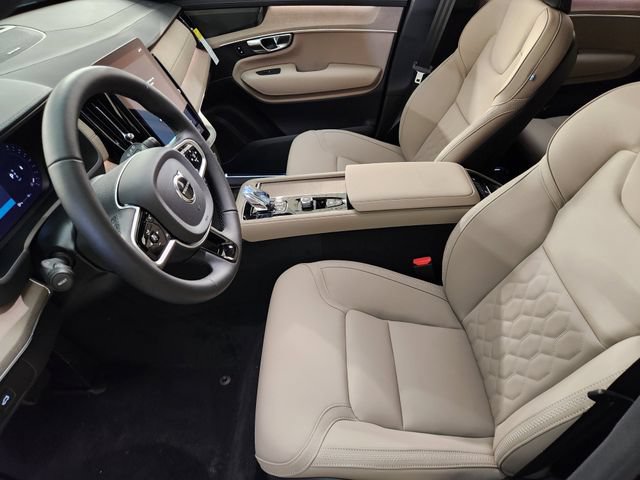 New 2026 Volvo XC90 B6 Plus w/ Protection Package Premier AWD/4WD image 14