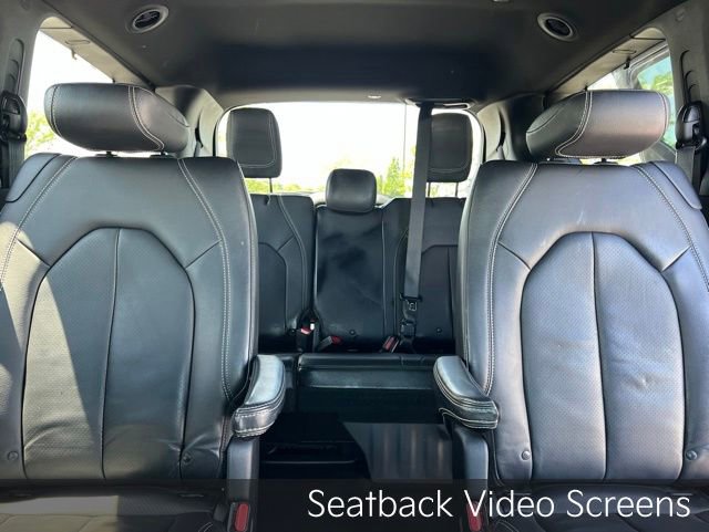 Used 2021 Chrysler Pacifica Touring-L w/ Uconnect Theater Family Group AWD/4WD image 29