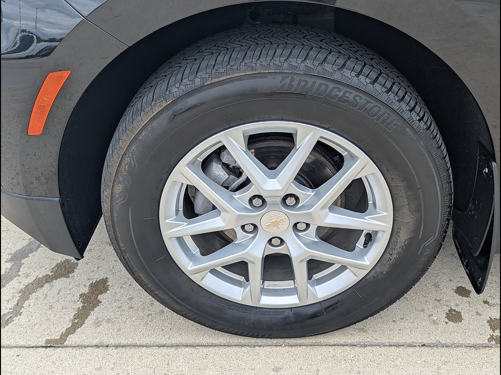 Used 2023 Chevrolet Equinox LT AWD/4WD image 14