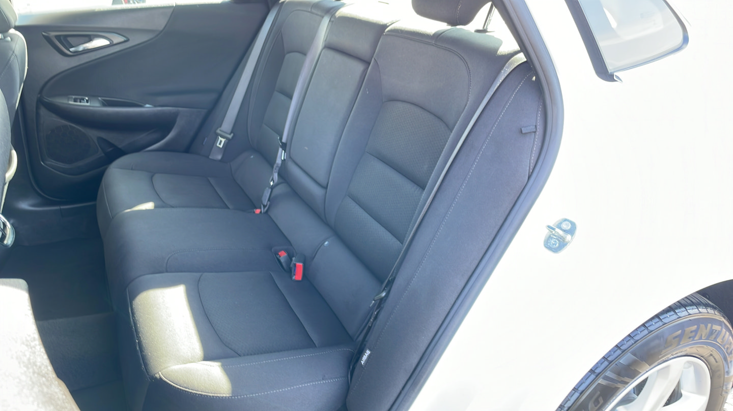 Used 2024 Chevrolet Malibu LT FWD image 19