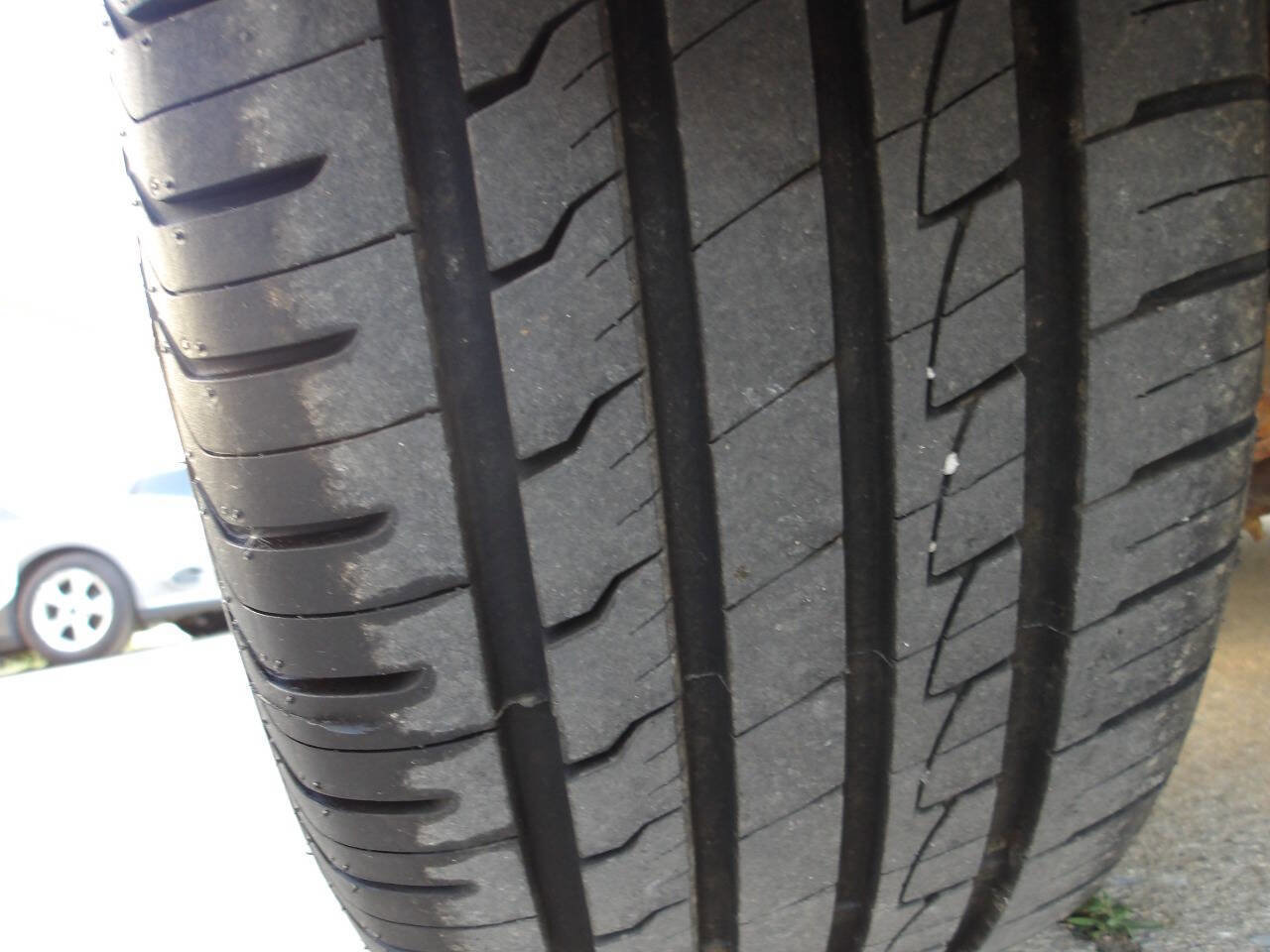 Used 2012 Ford Focus Titanium FWD image 30
