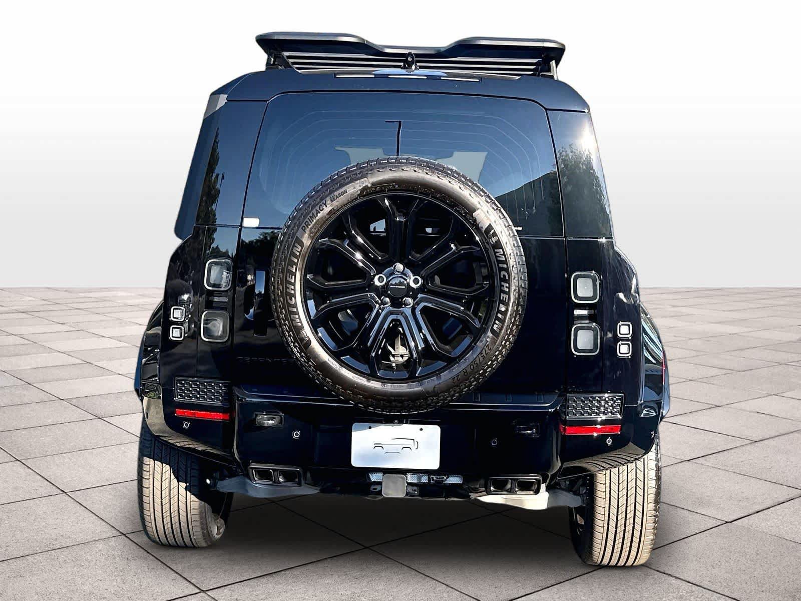 New 2026 Land Rover Defender 110 OCTA AWD/4WD image 6