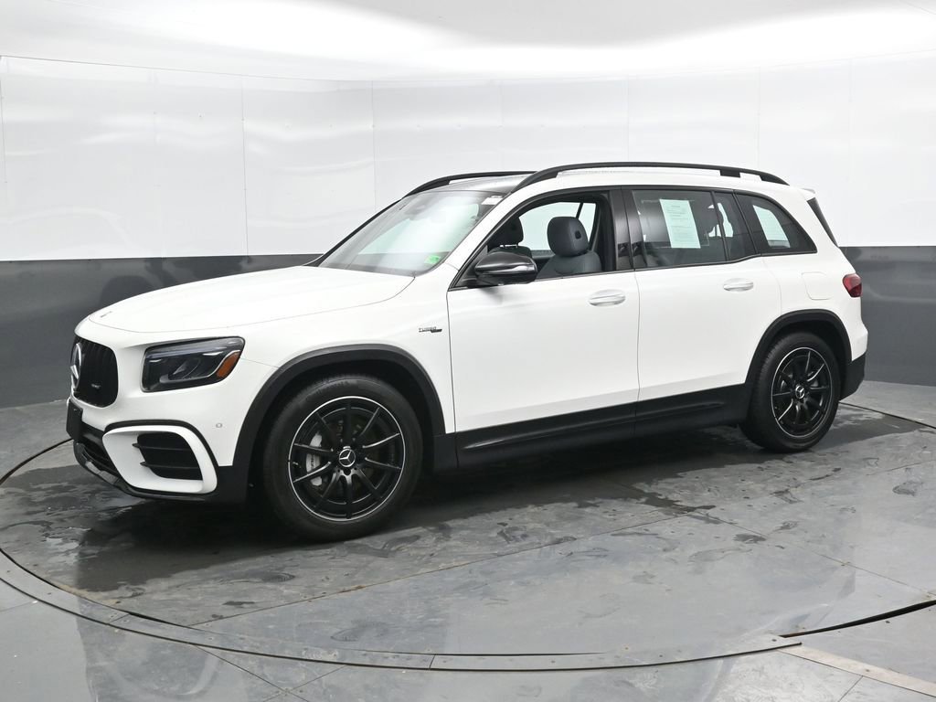 Used 2025 Mercedes-Benz GLB 35 AMG 4MATIC image 6