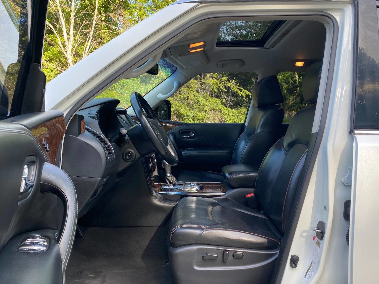Used 2017 Nissan Armada Platinum RWD image 16