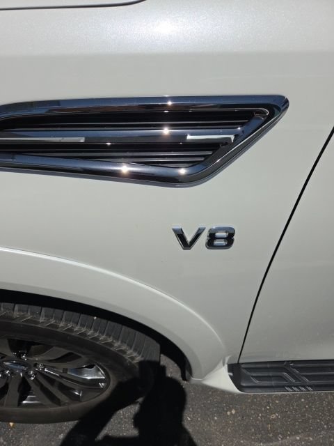 Used 2019 Nissan Armada Platinum w/ Captain's Chairs Package AWD/4WD image 2