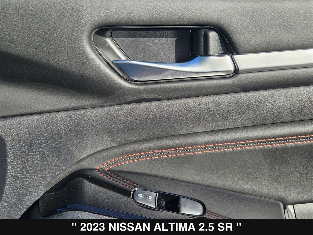 Used 2023 Nissan Altima 2.5 SR image 31