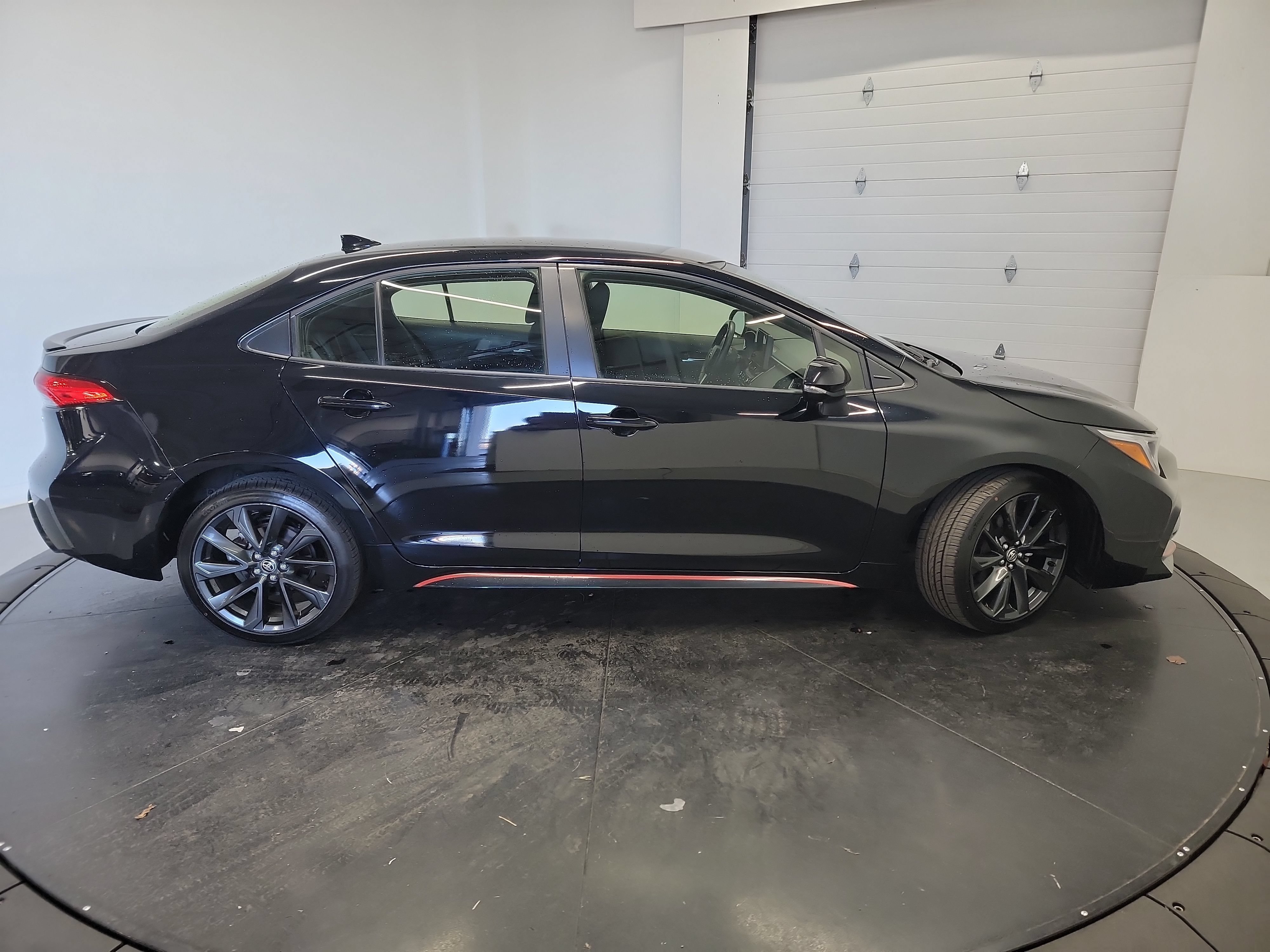 Used 2023 Toyota Corolla SE FWD image 11