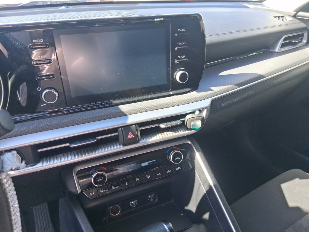 Certified 2023 Kia K5 LXS FWD image 13