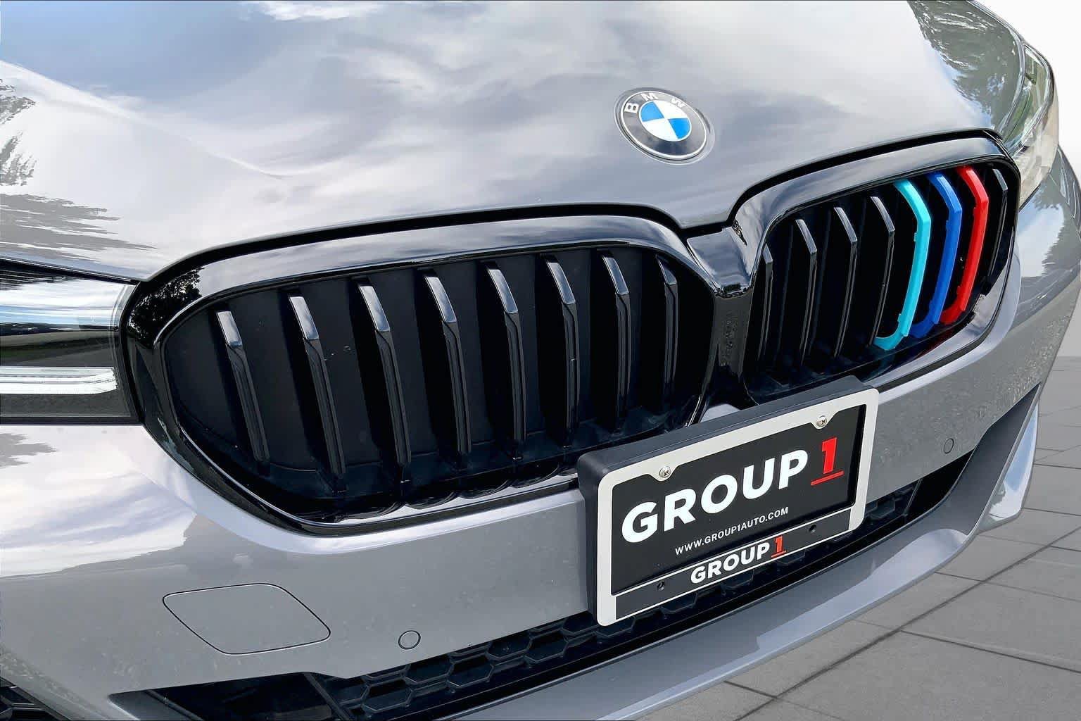 Used 2022 BMW 540i xDrive w/ M Sport Package AWD/4WD image 30