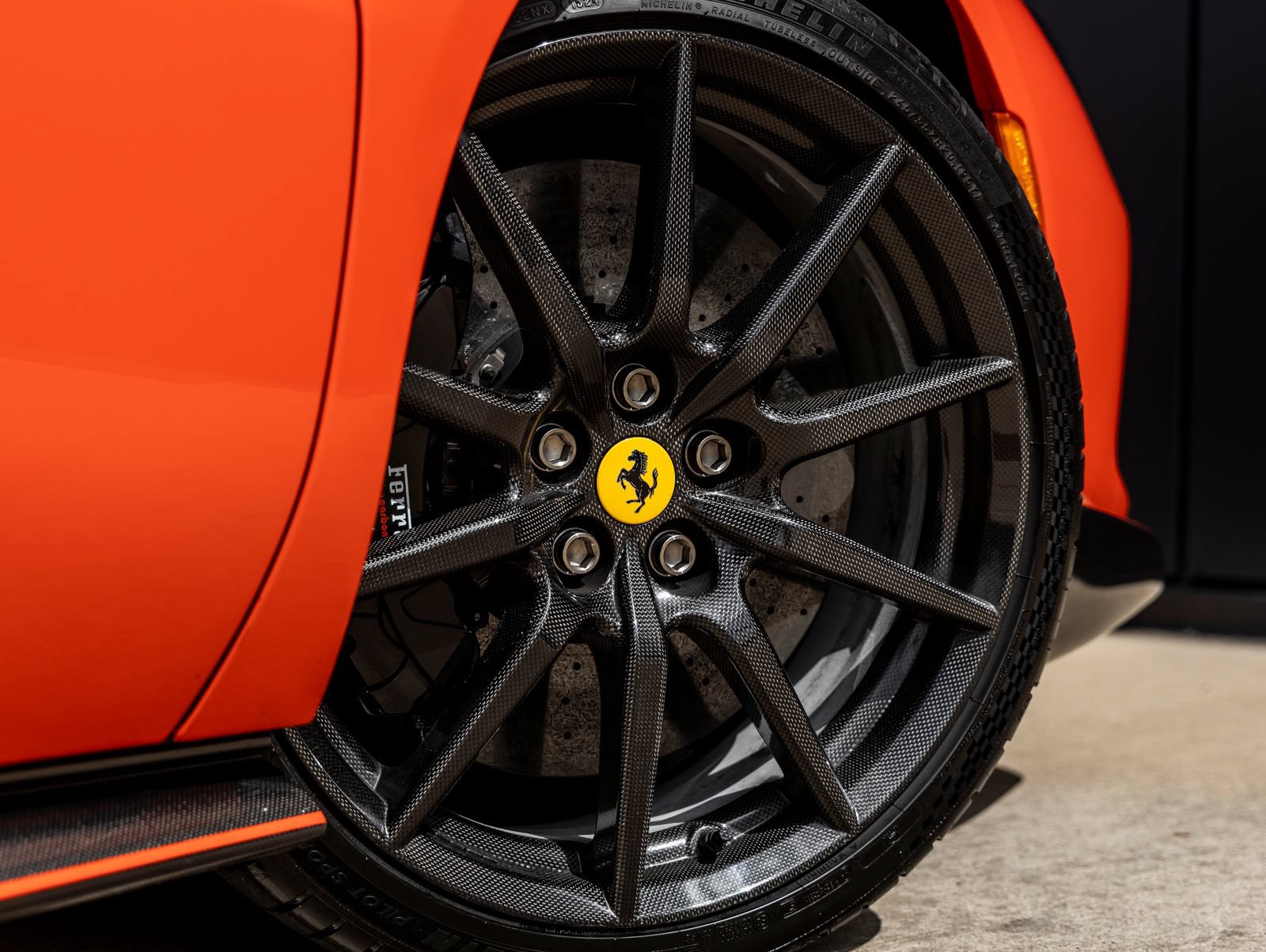 Used 2024 Ferrari 296 GTS RWD image 17