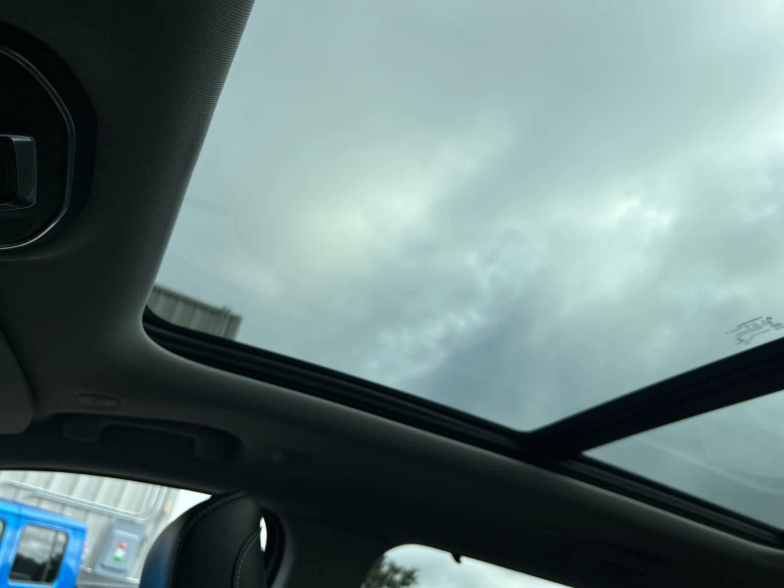 Used 2023 Jeep Grand Cherokee Limited w/ Luxury Tech Group II image 21