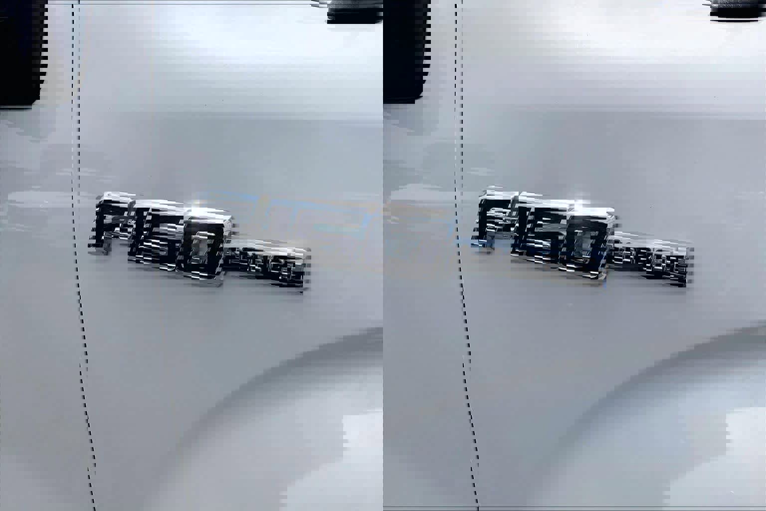 Used 2014 Ford F150 Lariat w/ Equipment Group 502A Luxury AWD/4WD image 9