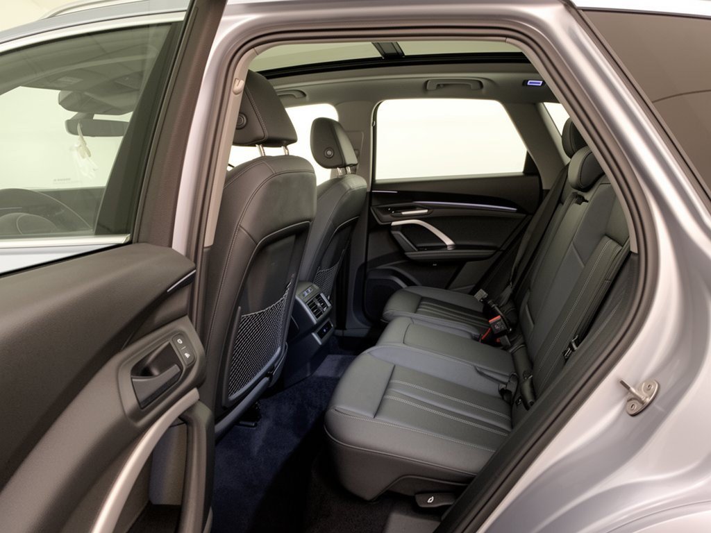 Certified 2026 Audi Q5 Premium AWD/4WD image 25
