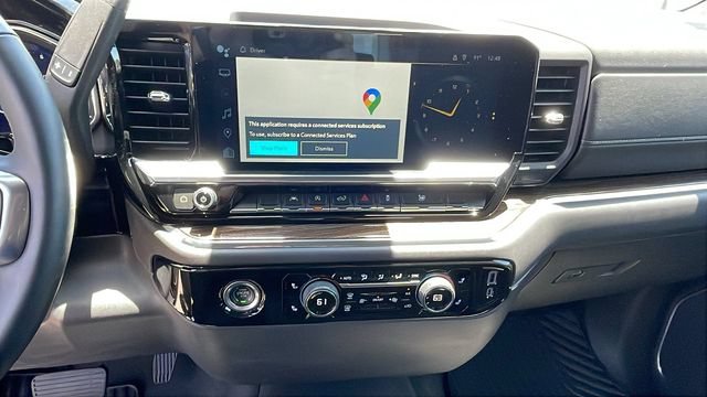 Used 2023 Chevrolet Silverado 1500 LT AWD/4WD image 15