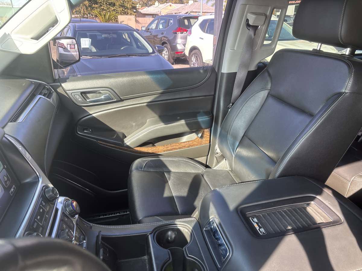 Used 2017 Chevrolet Tahoe LT w/ Luxury Package image 20