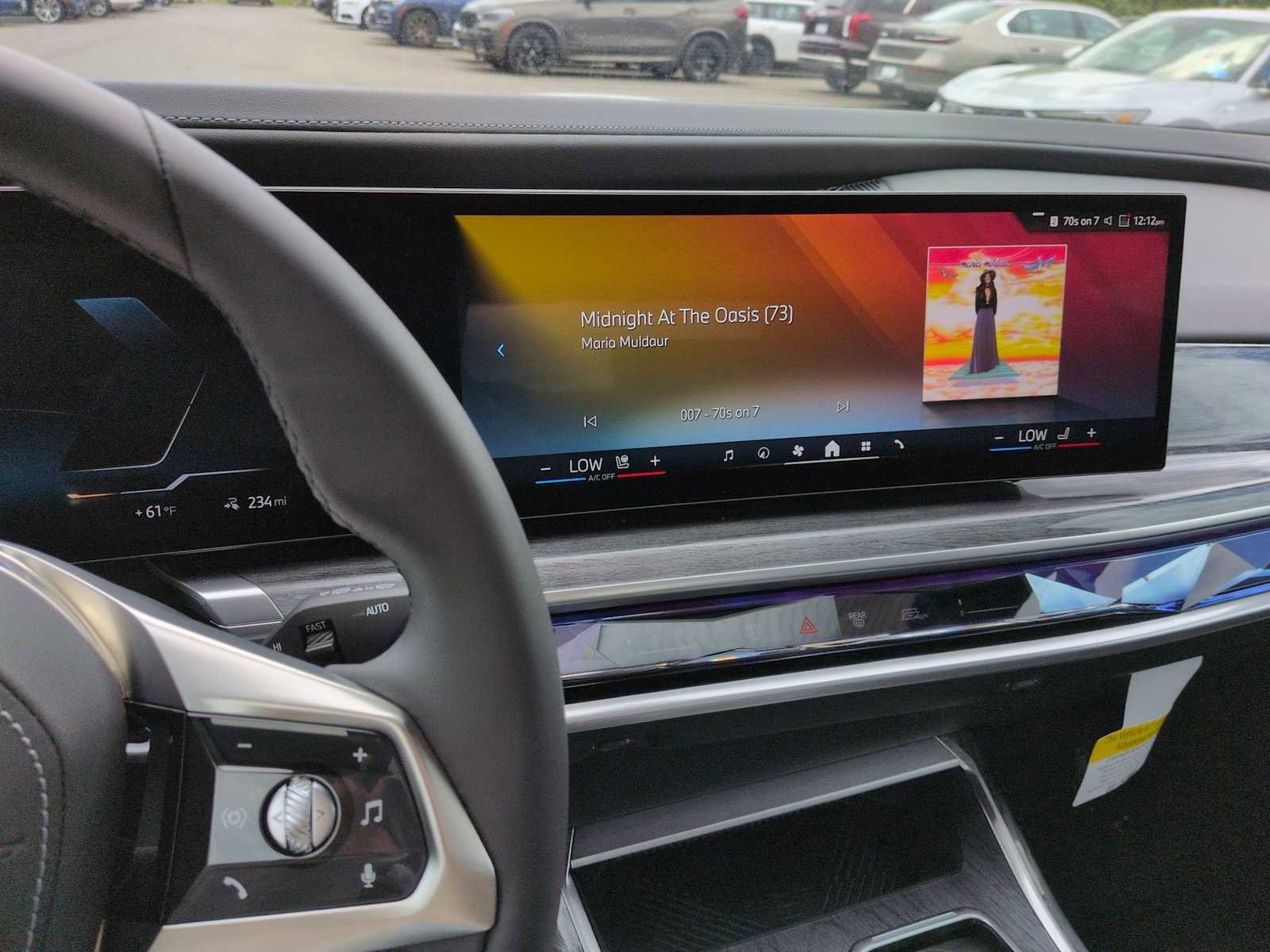 Used 2025 BMW i7 eDrive50 RWD image 30