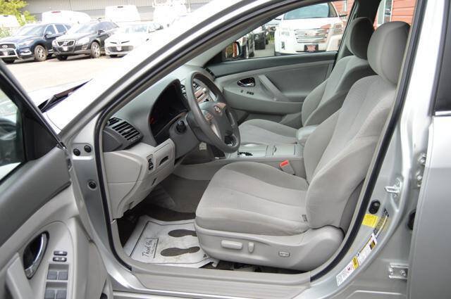 Used 2011 Toyota Camry LE w/ LE Extra-Value Pkg FWD image 35