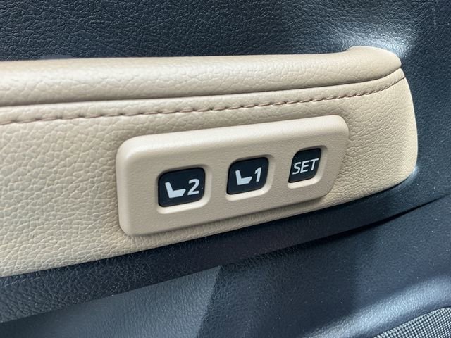 Used 2014 Toyota 4Runner Limited AWD/4WD image 16