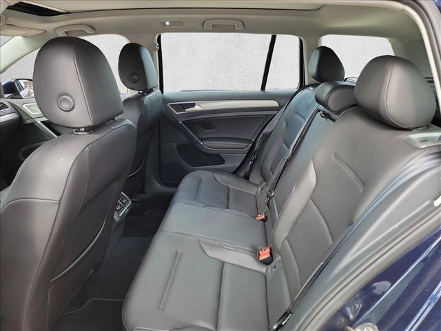 Used 2015 Volkswagen Golf TDI SE FWD image 11