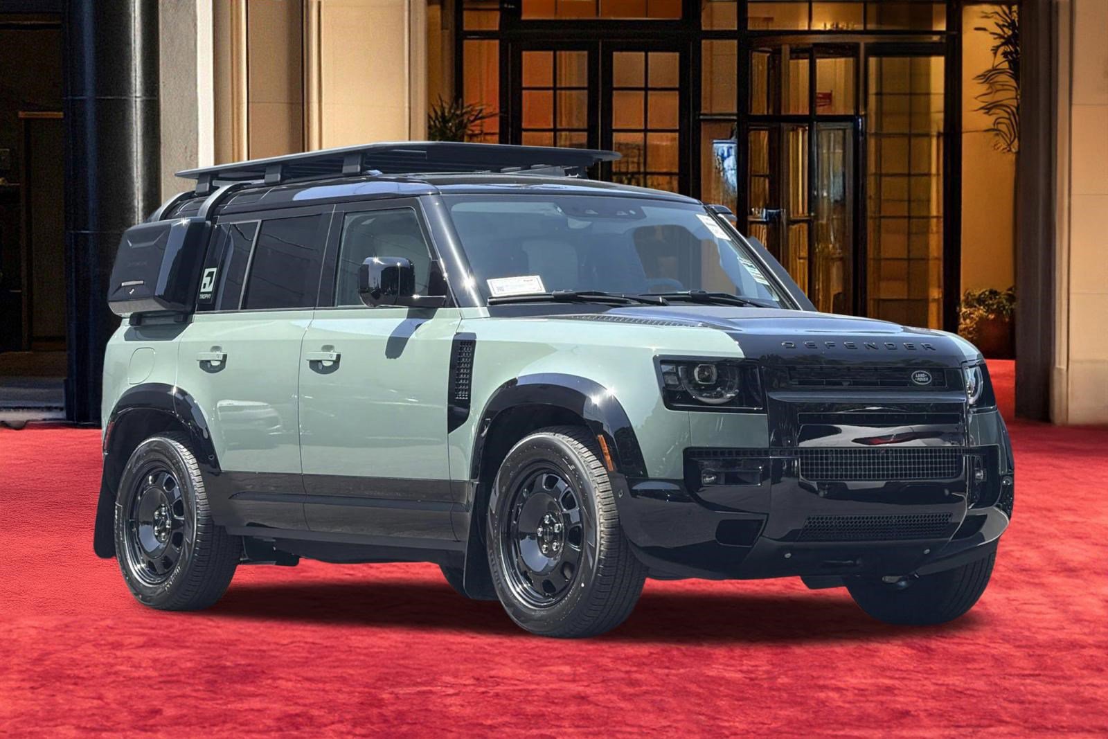 New 2026 Land Rover Defender 110 AWD/4WD image 7