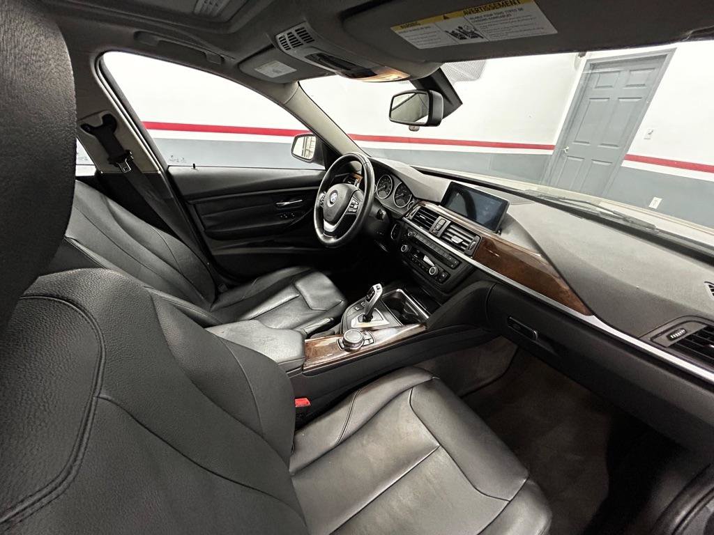 Used 2015 BMW 328i Sedan RWD image 12