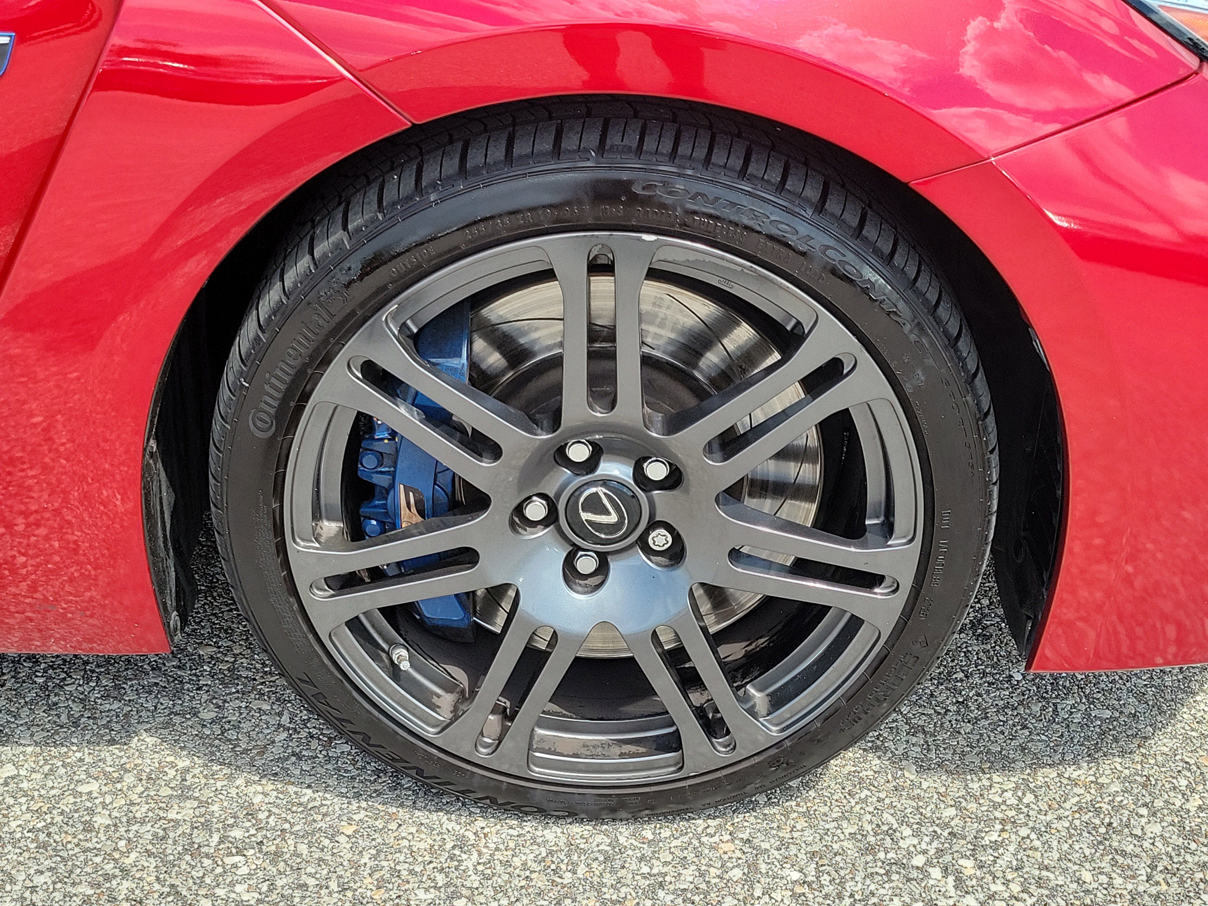 Used 2017 Lexus RC F w/ Premium Package RWD image 7