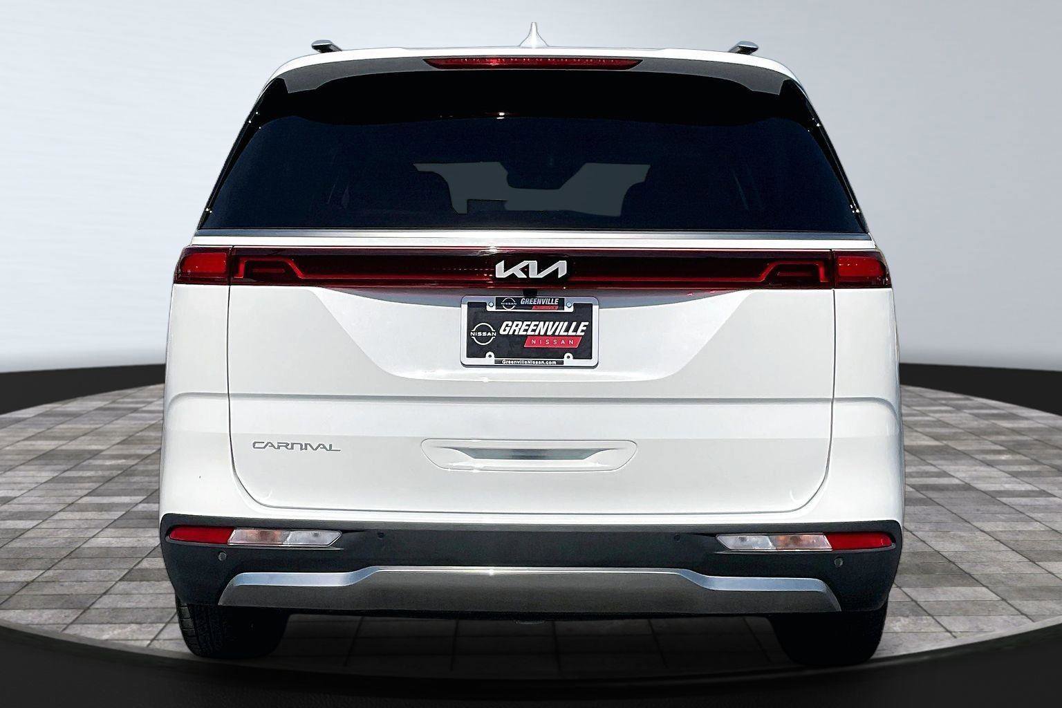 Used 2024 Kia Carnival SX Prestige FWD image 5